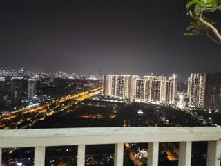 Cho thuê căn hộ tầng 31, block b2, toà gemek tower, diện tích 79m2, nội thất đầy đủ, 2pn, 2wc