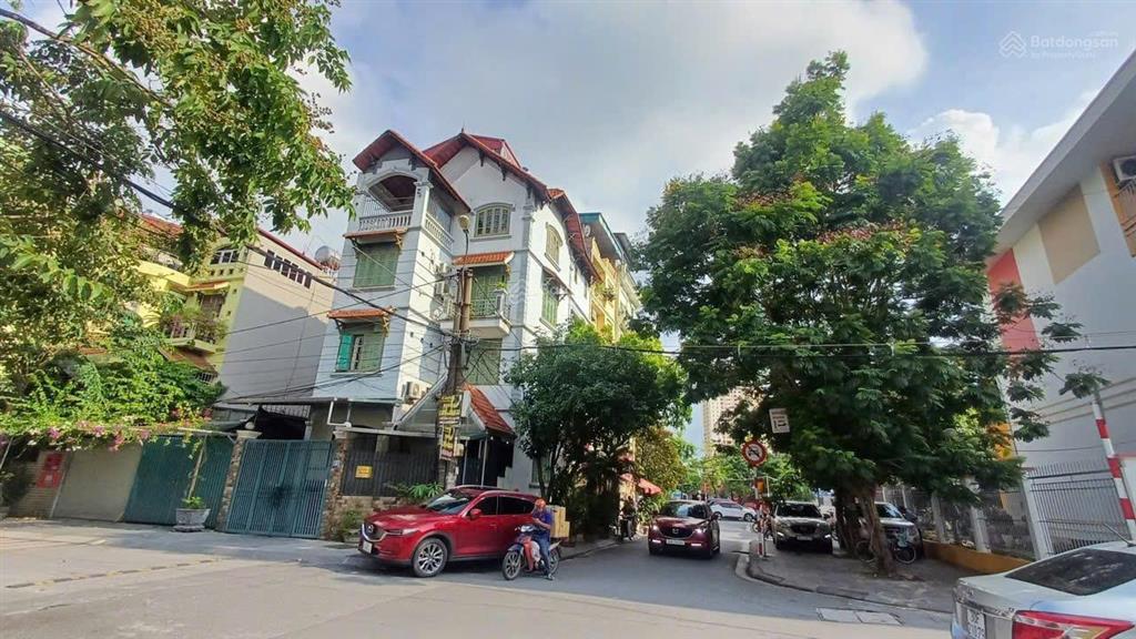 Cần bán nhà cổ linh thạch bàn long biên hà nội