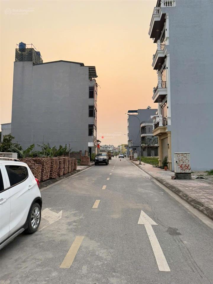 Cần bán đất đấu giá cự khối, long biên, hà nội