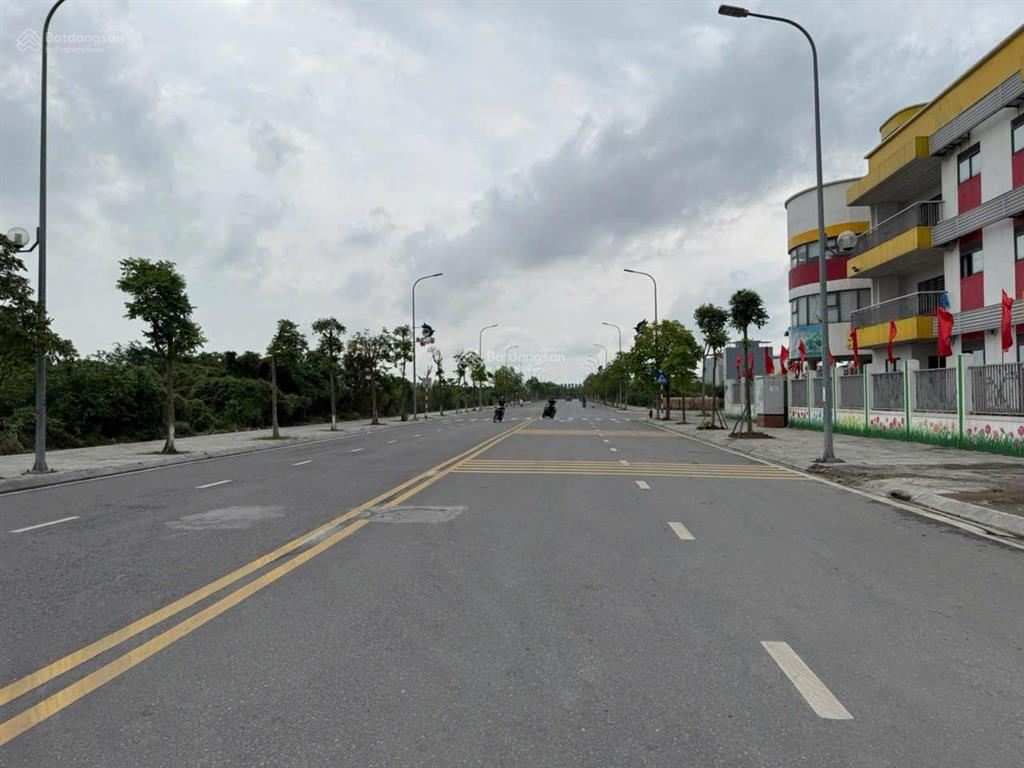 Cần bán đất đấu giá cự khối, long biên, hà nội
