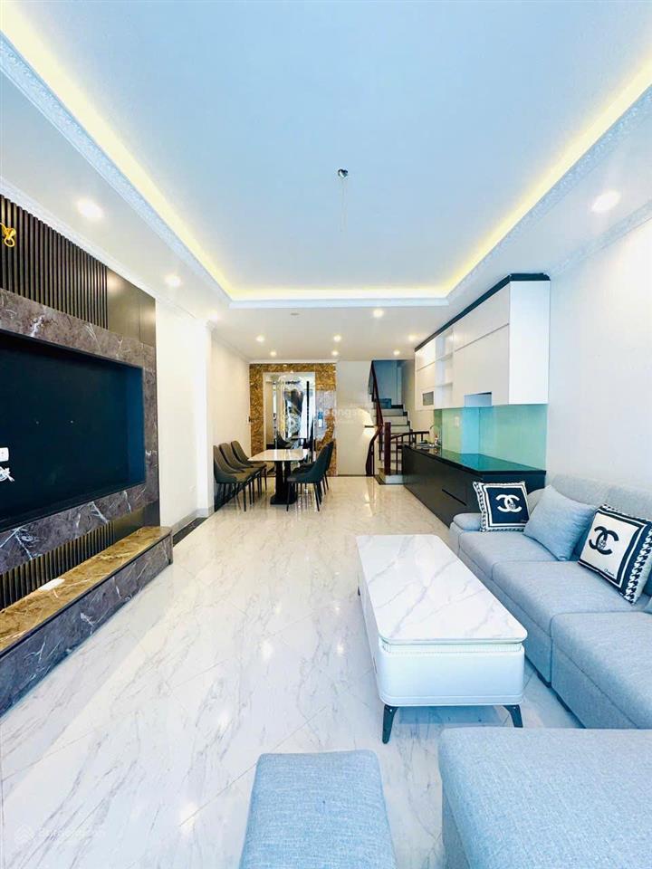 Cần bán nhà thạch bàn, long biên, hà nội