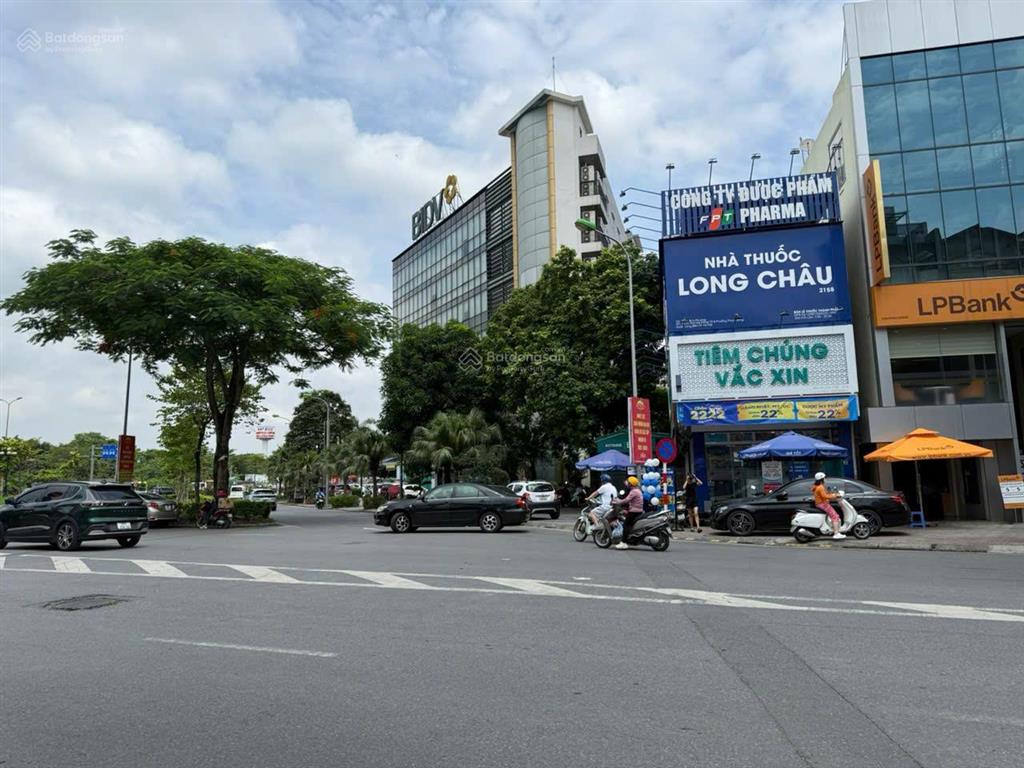 Cần bán nhà mặt phố sài đồng long biên hà nội
