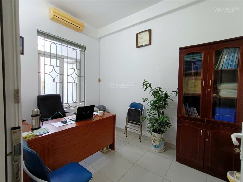 Cần bán biệt thự sài đồng long biên hà nội.