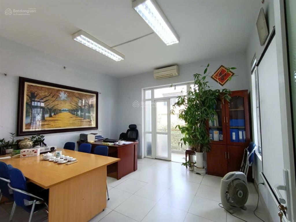 Cần bán biệt thự sài đồng long biên hà nội.