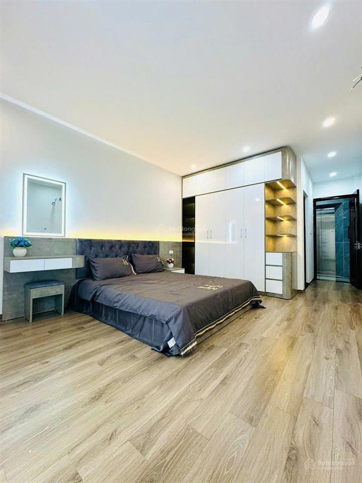 Cần bán nhà thạch bàn, long biên, hà nội