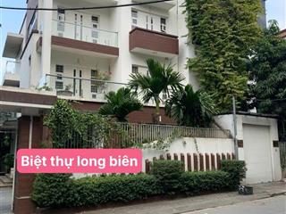 Cần bán biệt thự sài đồng long biên hà nội.