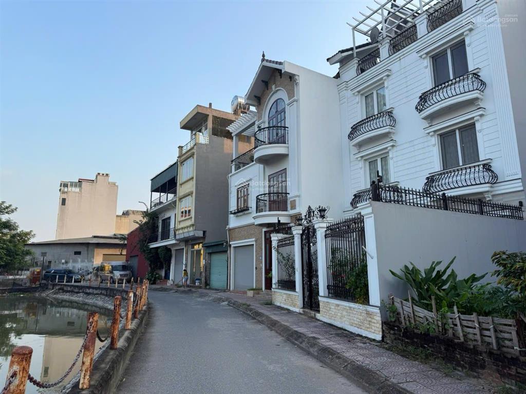 Cần bán nhà cự khối long biên hà nội