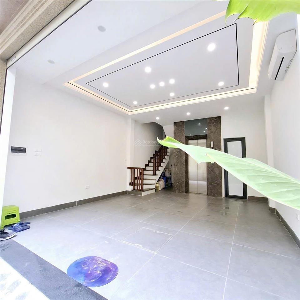 Cần bán nhà cổ linh long biên hà nội.