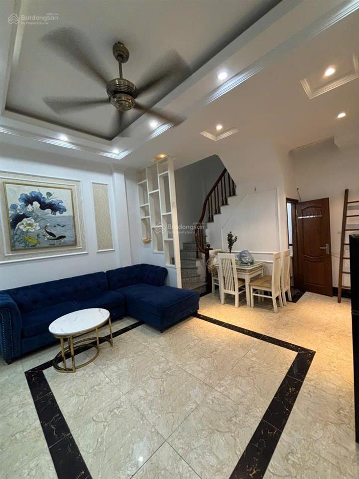 Cần bán nhà cổ linh long biên hà nội.