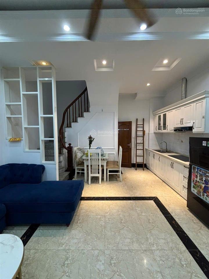 Cần bán nhà cổ linh long biên hà nội.