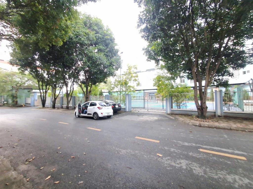 Cần bán biệt thự sài đồng, long biên, hà nội