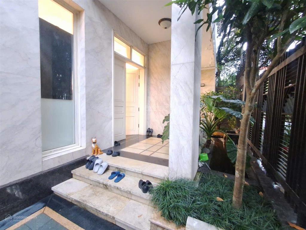 Cần bán biệt thự sài đồng, long biên, hà nội