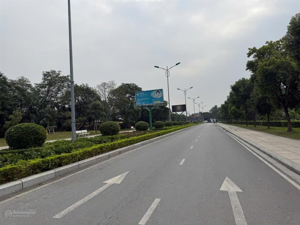 Cần bán nhà phúc đồng long biên hà nội.