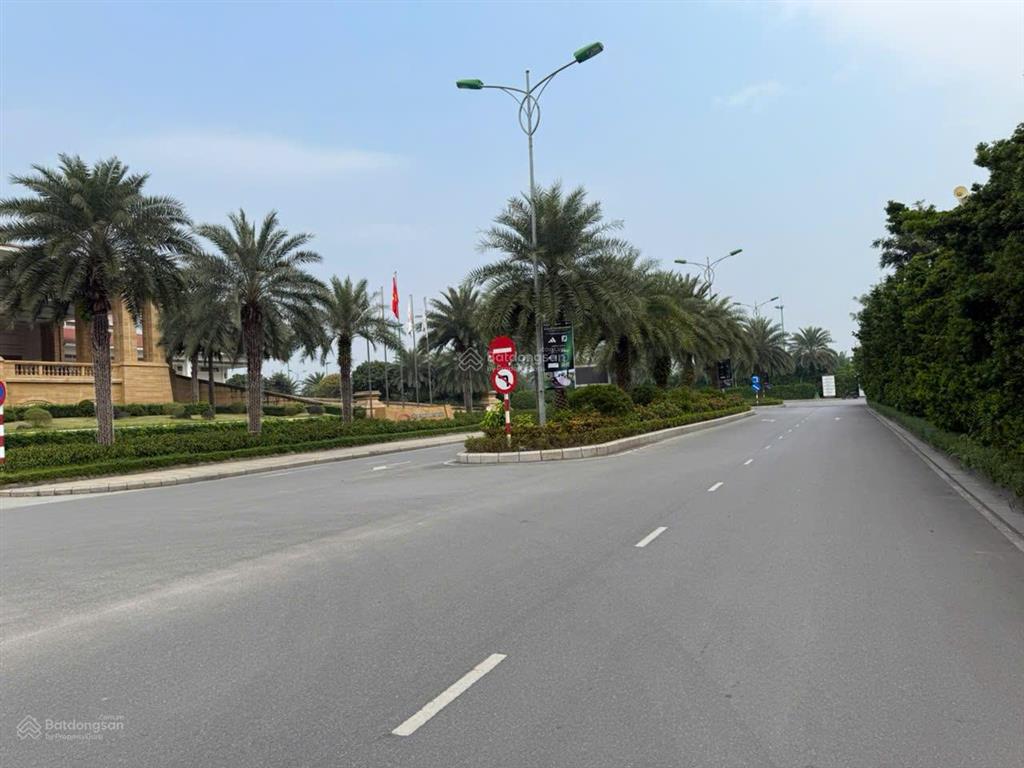 Cần bán nhà phúc đồng long biên hà nội.