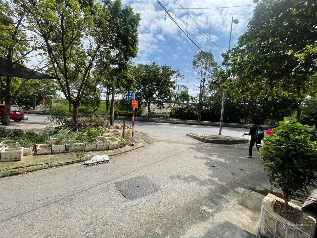 Cần bán nhà cự khối long biên hà nội