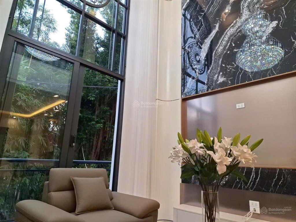 Cần bán nhà giang biên long biên hà nội.