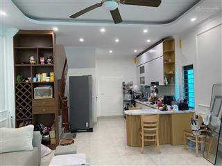 Chính chủ bán căn nhà 3 tầng lô góc 2 mặt thoáng  tại yên sơn  quốc oai  hà nội