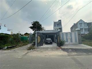 Bán đất tặng nhà mặt tiền sông vàm thuật hà huy giáp quận 12