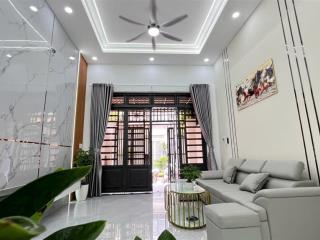 Bán nhà 2 mặt tiền thạnh lộc 37 hẻm xe tải quận 12