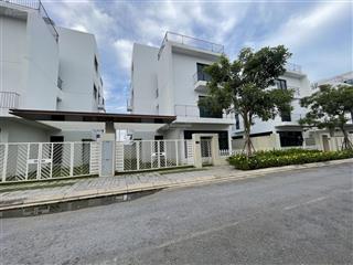 Chính chủ biệt thự sát mặt biển sầm sơn. sổ lâu dài. sang tên ngay.  0966 343 ***