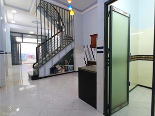 Giá 4.x tỷ 4.2 x 12m nhà đẹp vào ở ngay gần emart & làng hoa