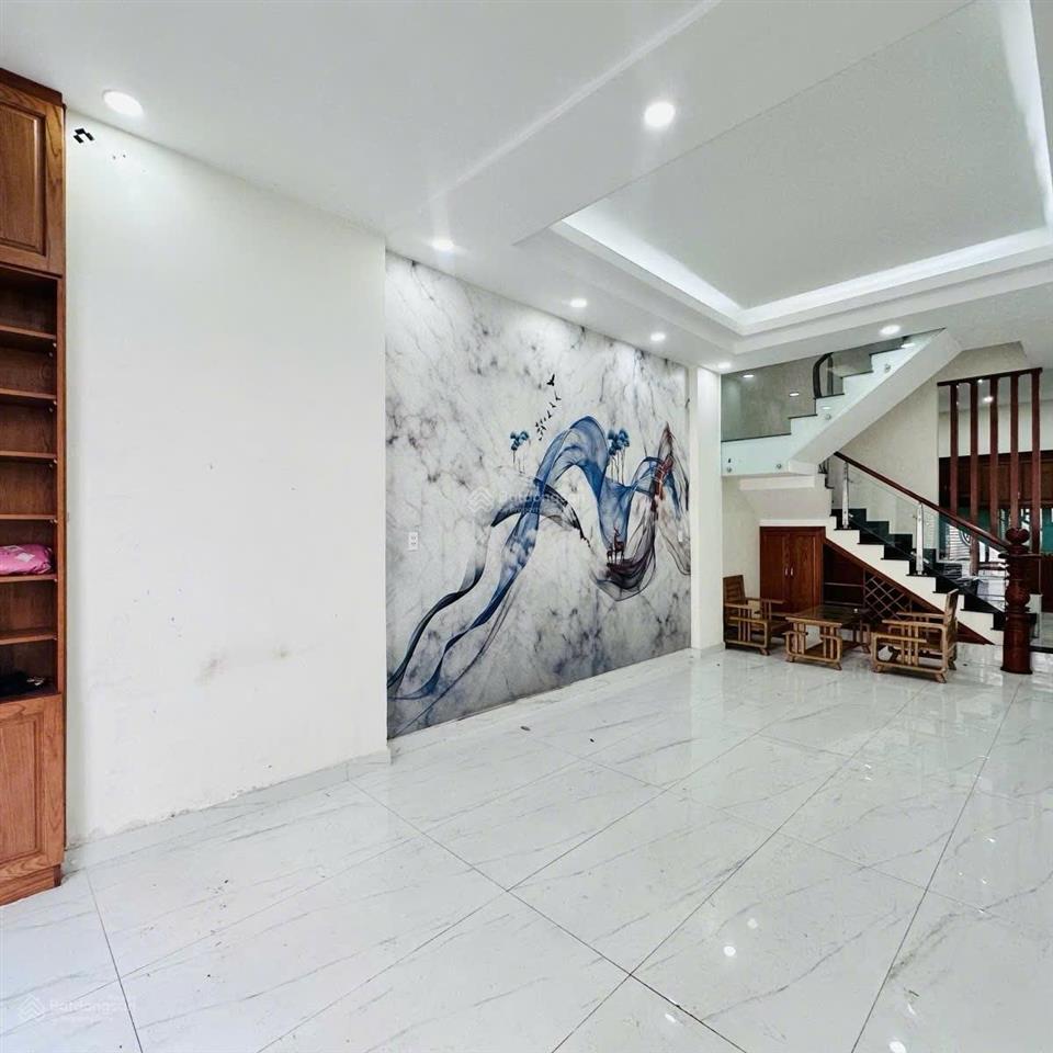 Ô tô ngủ nhà 54m2 4 tầng/4pn gần lotte mart chỉ hơn 7x tỷ