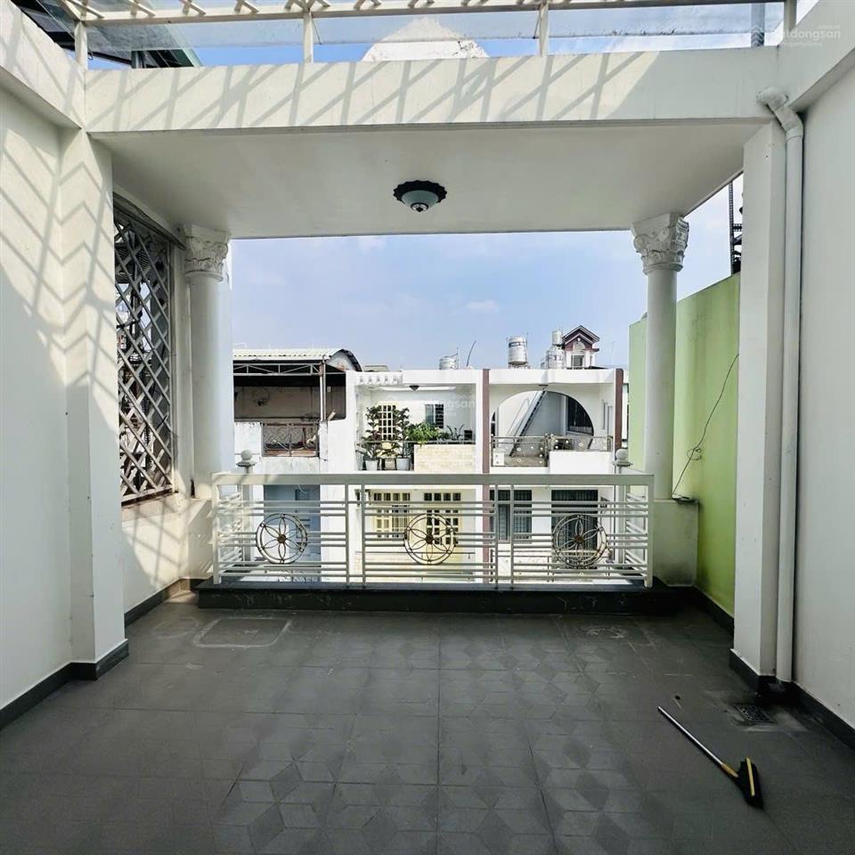 Ô tô ngủ nhà 54m2 4 tầng/4pn gần lotte mart chỉ hơn 7x tỷ