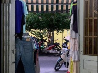 Sát chợ rạch ông  hẻm thông  3 tầng btct  giá tốt