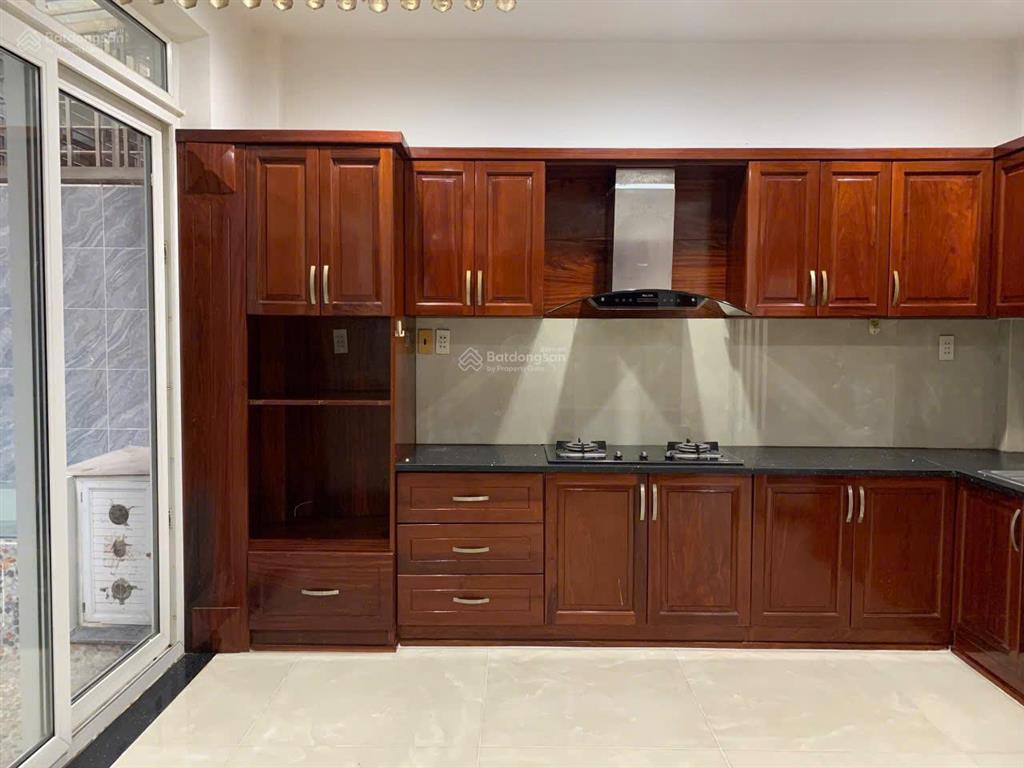 Cho thuê rẻ 55tr/th nhà nguyên căn có thang máy dt 5.1x20m rẻ nhất khu himlam  0931 353 ***