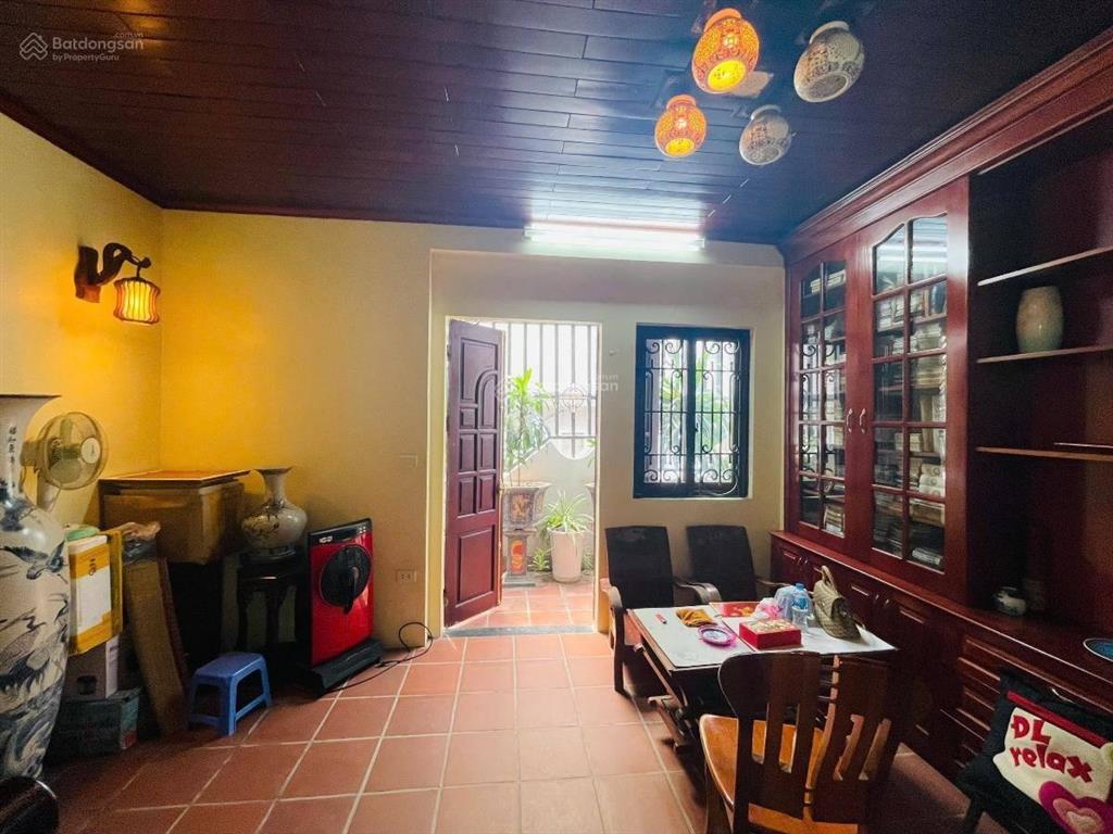 Bán nhà gần trần thái tôngkhúc thừa dụcầu giấy. 50m2 6 tầng rộng 5m đường ôtô phân lô 15 tỷ hơn