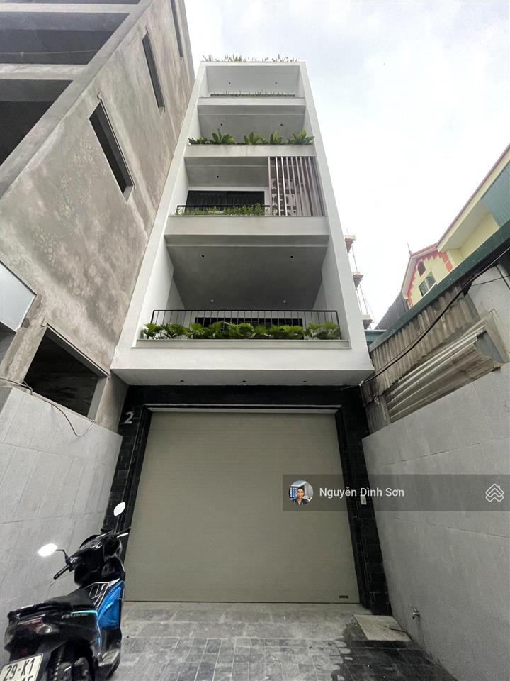 Bán nhà ngọc thuỵ 80m 16.4 tỷ thang máy gara ô tô mt 4.3m hiếm