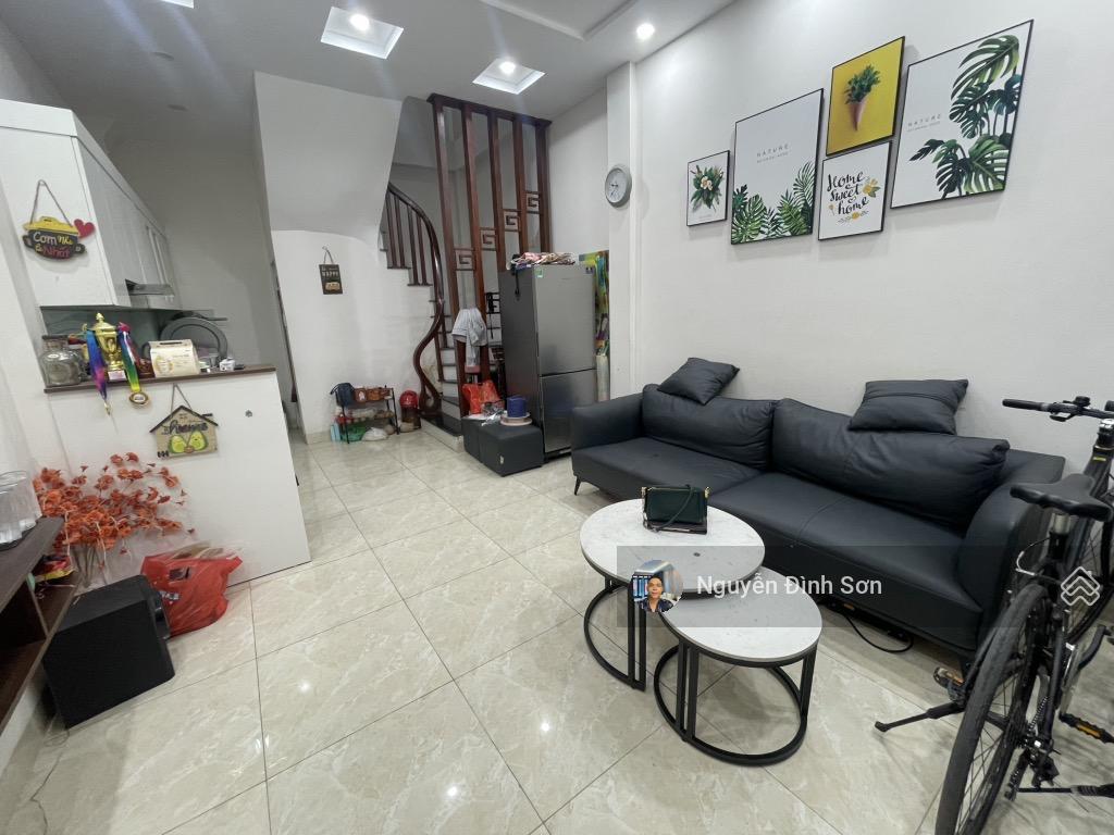 Bán nhà ngọc lâm, 46m2, 7.1 tỷ, 10m ra ôtô, mt rộng 6.1m hiếm