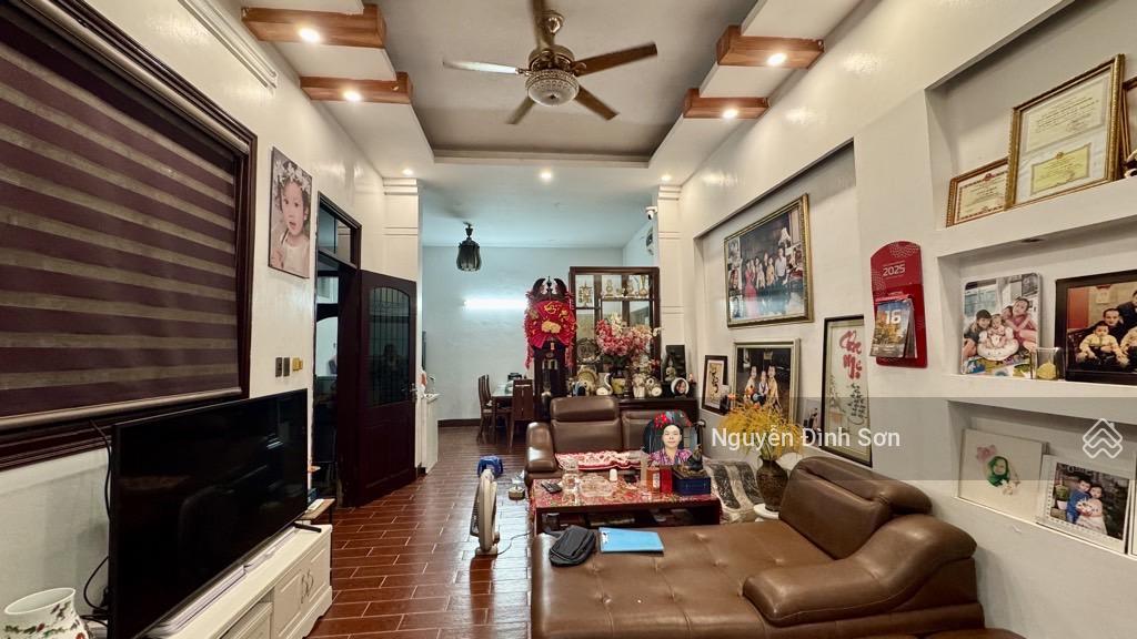 [giảm 5 tỷ] nguyễn sơn 81m2 20 tỷ 4 tầng chủ mót bán oto tránh căn góc mt 6.6m kinh doanh