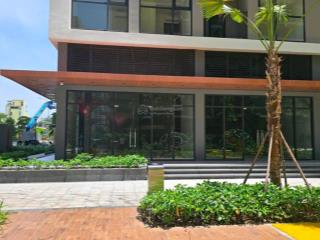 Chính chủ cho thuê căn shop đối diện 2 mặt sảnh, cư dân đi lại đông đúc
