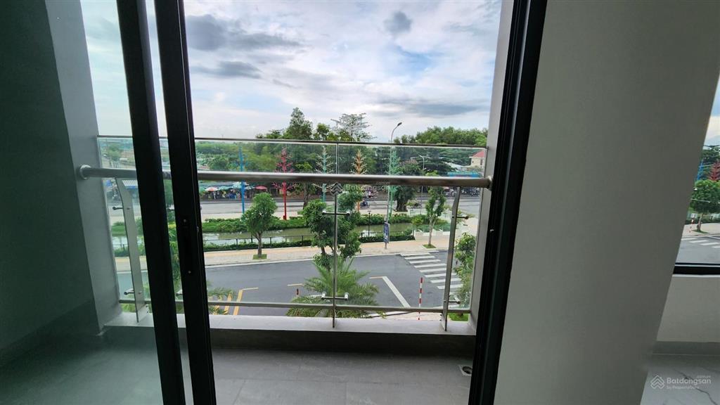 Tòa bs10, loại 2pn + góc, giá 3,87 tỷ  tặng thêm nội thất 150tr  70m2 tại beverly solari