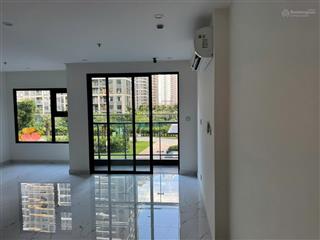 View nội khu, bs8, loại 2pn+ góc, giá 3,61 tỷ  tặng thêm nội thất 150tr 70m2 tại beverly solari