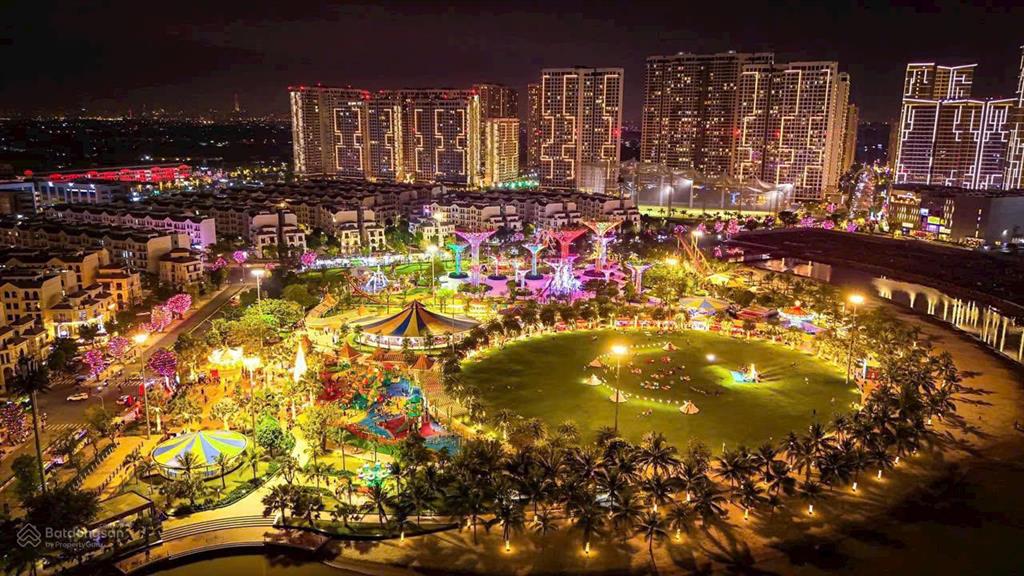 1 căn 2pn nội khu hồ bơi tháp d  full nội thất, masteri centre point giá 4,87 tỷ al in, tầng trung