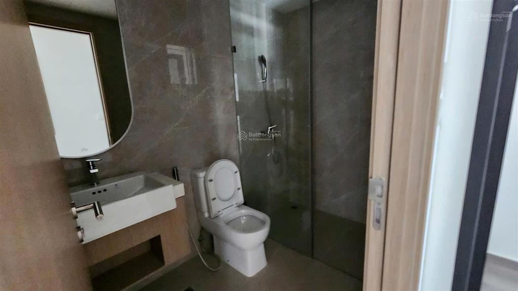 1 căn 2pn nội khu hồ bơi tháp d  full nội thất, masteri centre point giá 4,87 tỷ al in, tầng trung