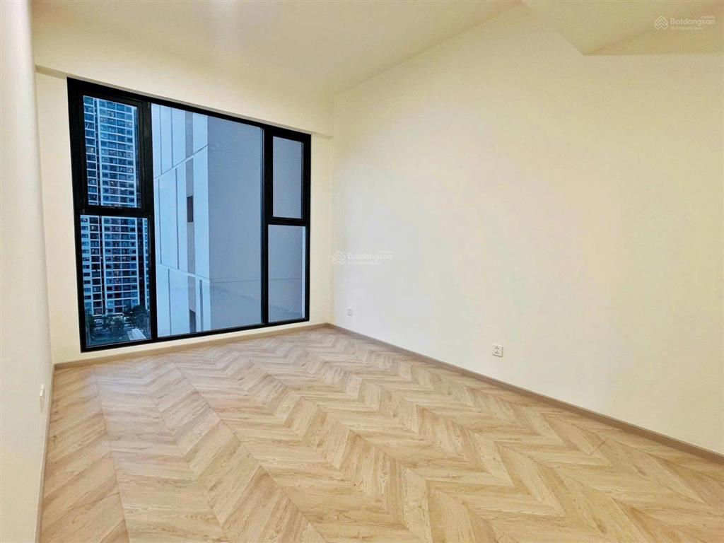 Tháp b  tầng trung view công viên 36ha  căn 2pn  giá 5,4 tỷ all in  lumiere boulevard, nhà mới