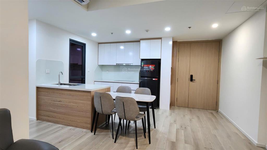 Cho thuê căn góc 2pn  full cao cấp tại lumiere boulevard  giá 12tr/tháng, miễn phí quản lý
