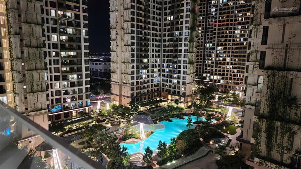 Cho thuê căn góc 2pn  full cao cấp tại lumiere boulevard  giá 12tr/tháng, miễn phí quản lý