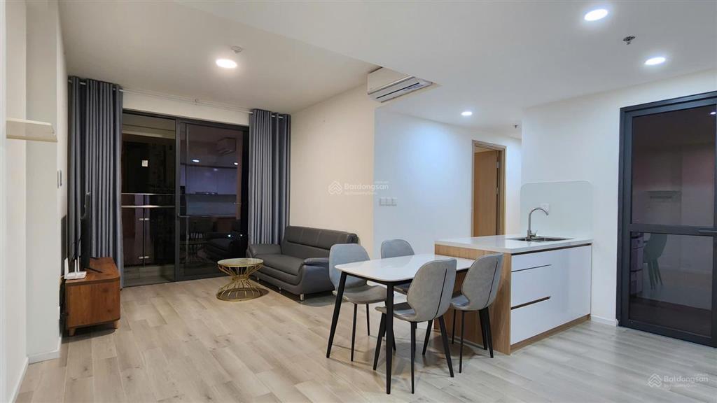 Cho thuê căn góc 2pn  full cao cấp tại lumiere boulevard  giá 12tr/tháng, miễn phí quản lý