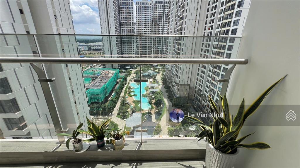 1 căn 2pn nội khu thể thao tháp a full nội thất, masteri centre point giá 4,86 tỷ al in tầng trung