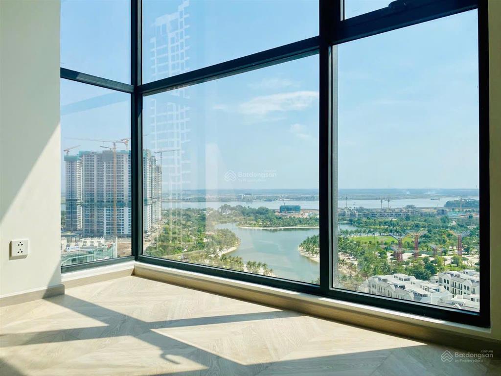 Gấp 1 căn 3pn  lumiere boulevard  chỉ 6 tỷ tháp e  nhà mới  giá tốt tại vinhomes