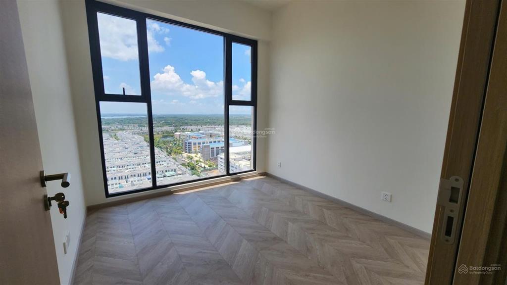 Gấp 1 căn 3pn  lumiere boulevard  chỉ 6 tỷ tháp e  nhà mới  giá tốt tại vinhomes