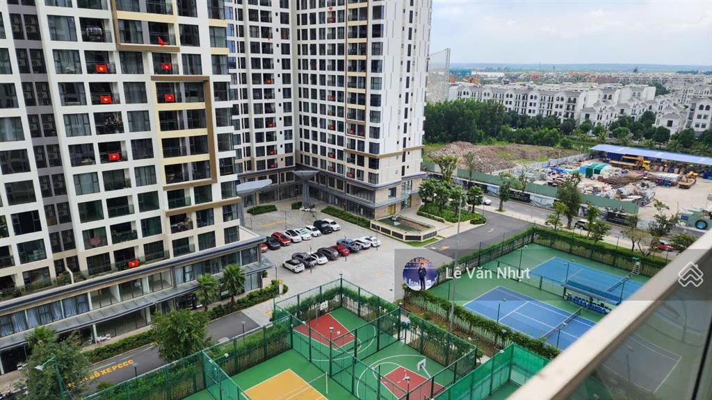Căn góc view hồ bơi  2pn, tòa c  lumiere boulevard  giá chỉ 4,55 tỷ all in nhà mới