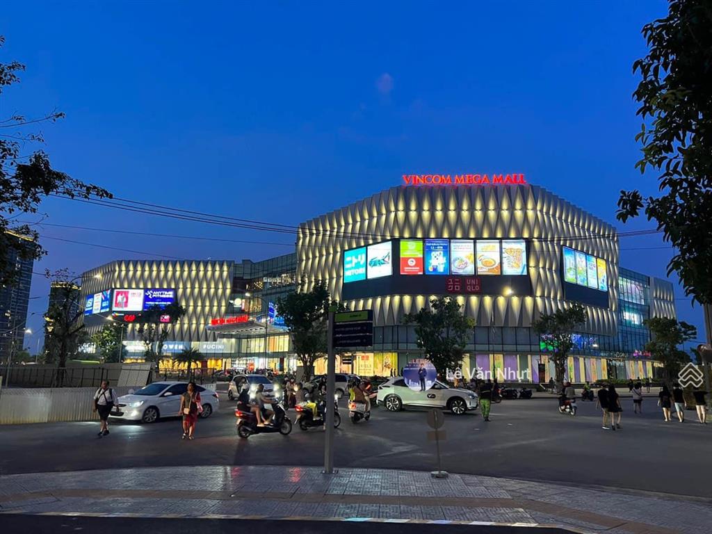 Căn góc 2pn, tháp e  full nội thất cạnh vincom  masteri centre point giá 4,75 tỷ all in, tầng cao