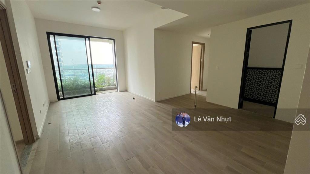 Tháp e  căn 3pn nhà mới view hồ bơi  lumiere boulevard, chỉ 6,85 tỷ bao hết  căn đông nam, hiếm