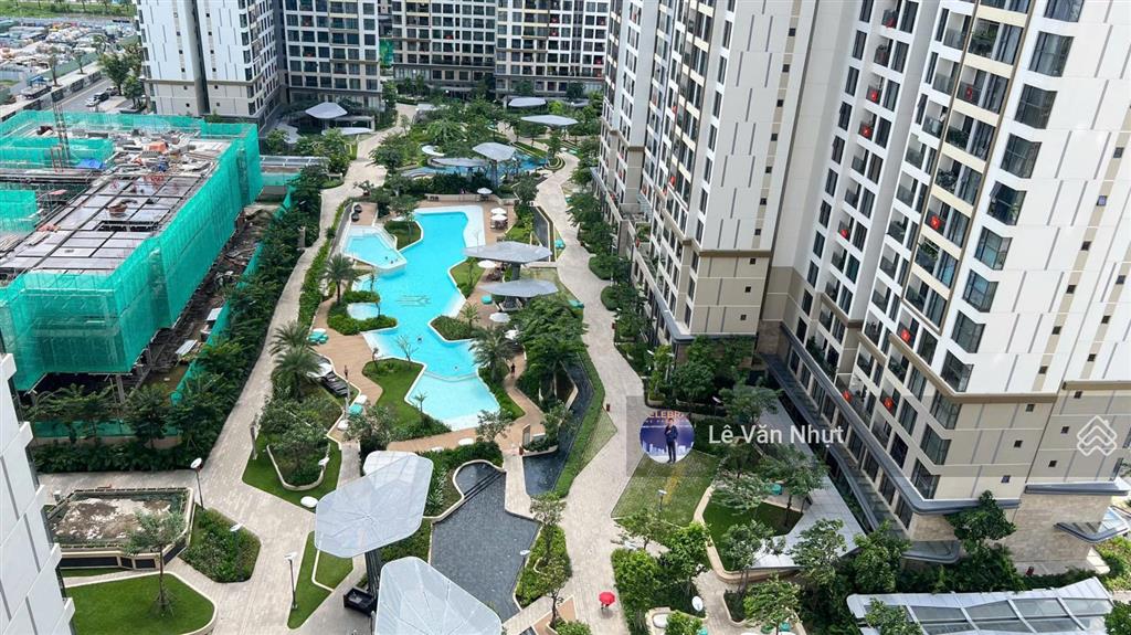 Masteri centre point giá 4,88 tỷ, tầng trung tặng full nội thất liền kề vincom, căn 2pn tòa d