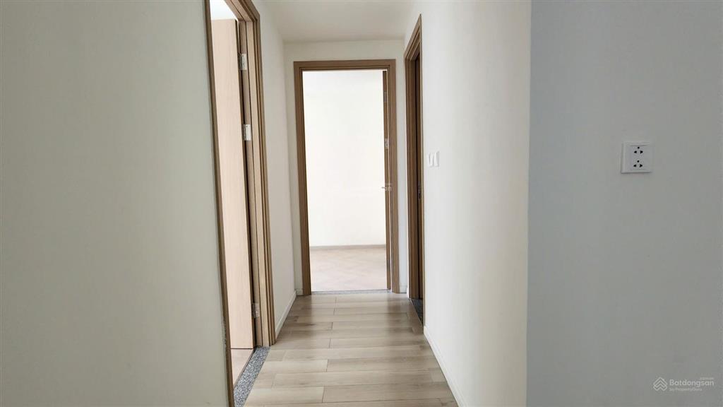 Có sổ  view nội khu hồ bơi  căn góc 2pn tháp c  giá chỉ 4,6 tỷ all in  lumiere boulevard